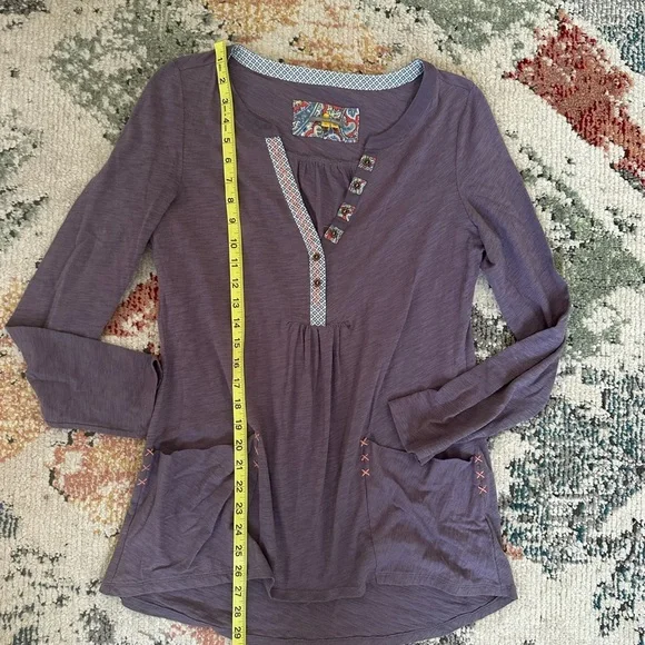 Anthropologie Little Yellow Button Calantha Tee Purple Pocket Long Sleeve Small - Picture 11 of 11